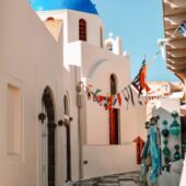 Santorini-cobbled street-souvenir