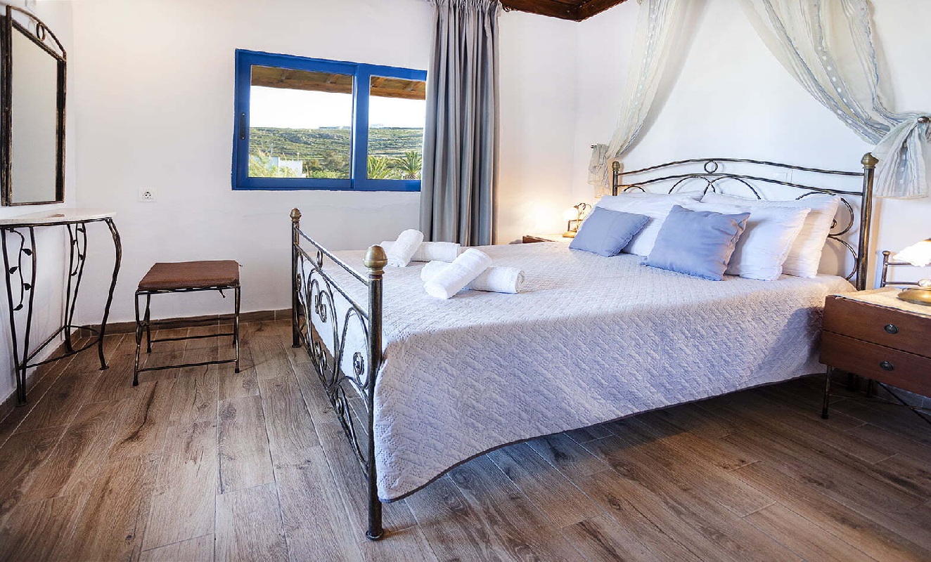 Vasileia Serifos double room